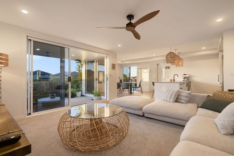 Photo of property in 164 Te Okuroa Drive, Papamoa, 3118