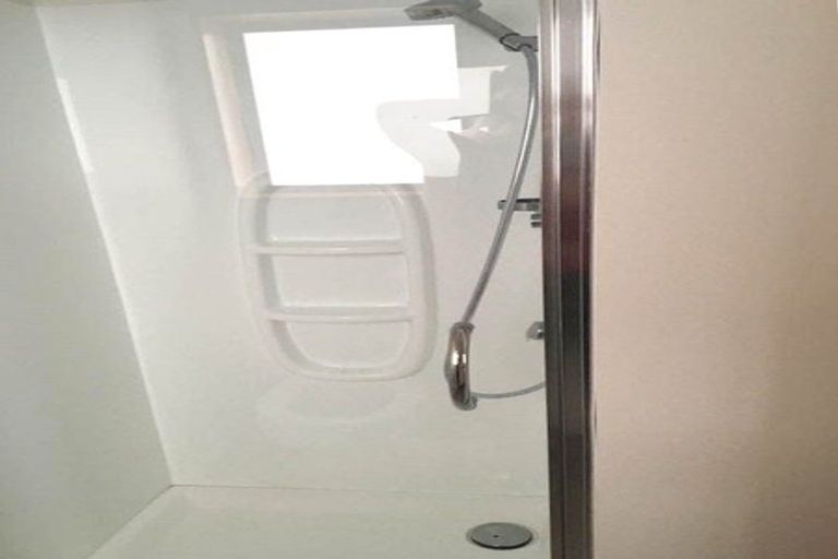 Photo of property in 8 Ilex Place, Totara Heights, Auckland, 2105