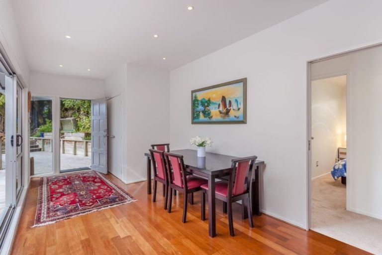 Photo of property in 46 Wood Bay Road, Titirangi, Auckland, 0604