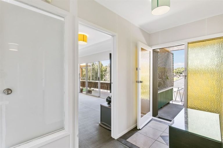 Photo of property in 70 Marlborough Avenue, Glenfield, Auckland, 0629