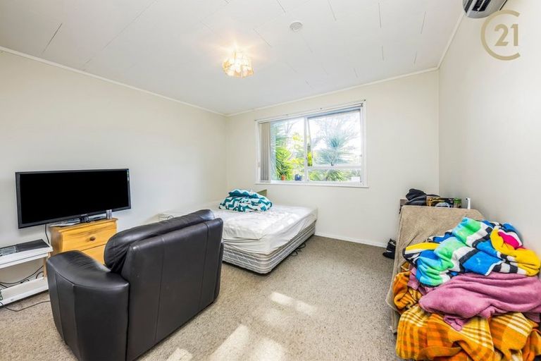 Photo of property in 42 Mack Place, Red Hill, Papakura, 2110