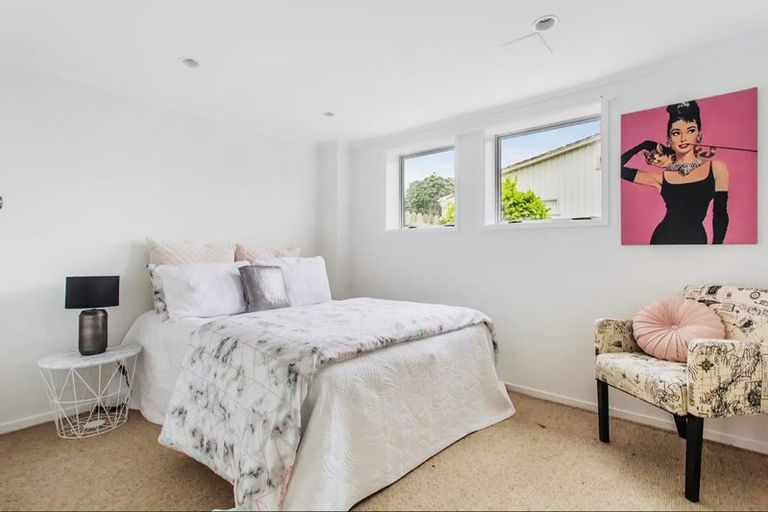Photo of property in 116 Clovelly Road, Bucklands Beach, Auckland, 2012