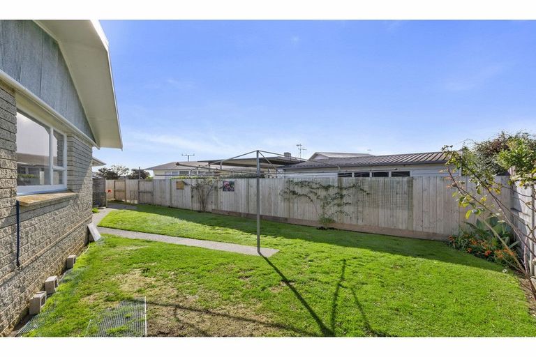 Photo of property in 19 Cecil Street, St Andrews, Hamilton, 3200