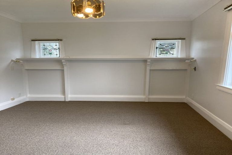 Photo of property in 195 Derwent Street, Island Bay, Wellington, 6023