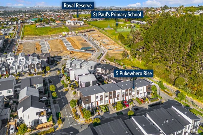 Photo of property in 5 Pukewhero Rise, Westgate, Auckland, 0614