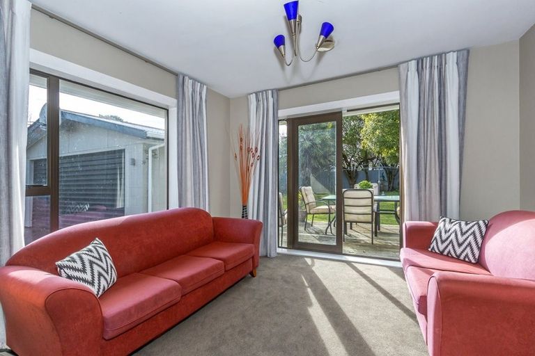 Photo of property in 43 Wyn Street, Hoon Hay, Christchurch, 8025