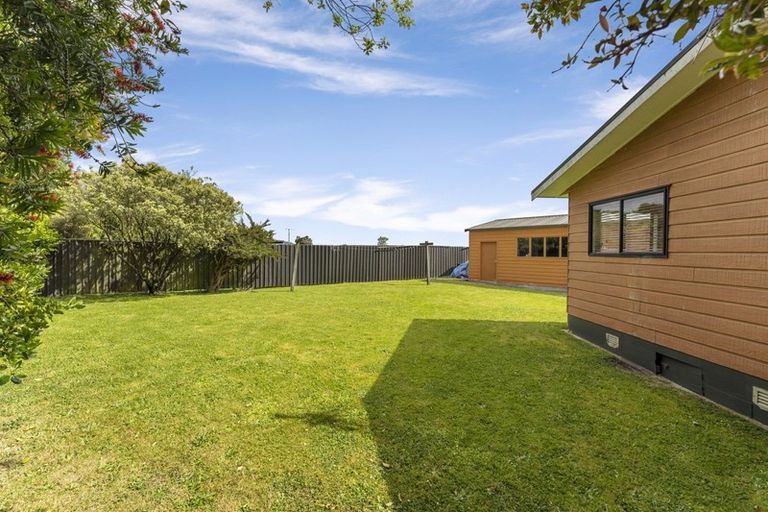 Photo of property in 12 Delta Place, Milson, Palmerston North, 4414