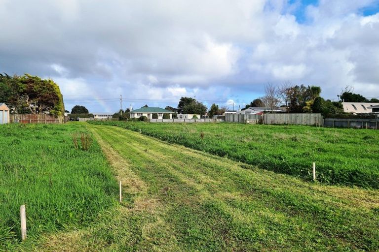 Photo of property in 81 Whitcombe Road, Opunake, 4616