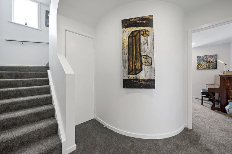 Photo of property in 35b Hobson Crescent, Thorndon, Wellington, 6011