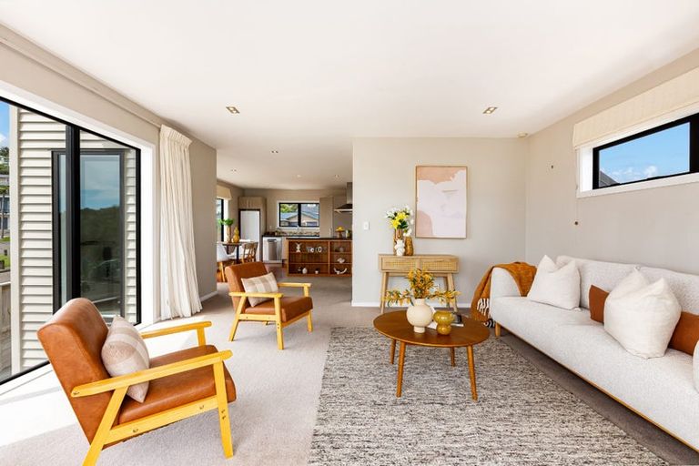 Photo of property in 29 Lambley Road, Titahi Bay, Porirua, 5022