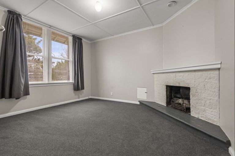 Photo of property in 20 Vera Street, Marton, 4710