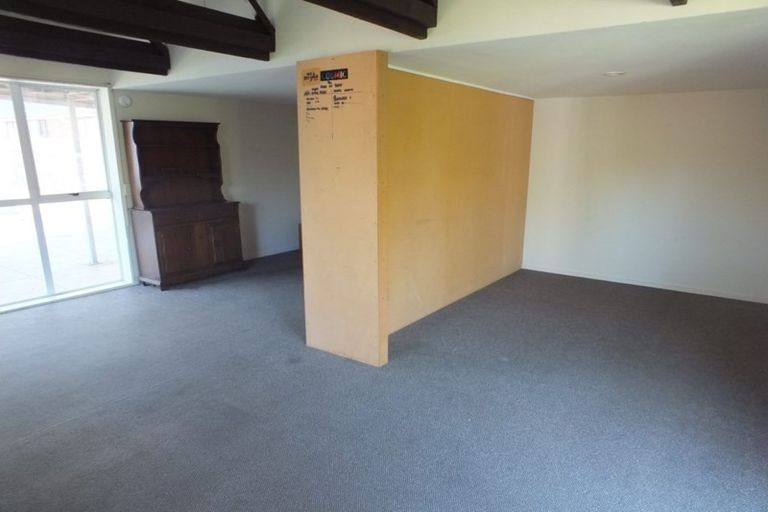 Photo of property in 19 Solway Avenue, Ilam, Christchurch, 8041