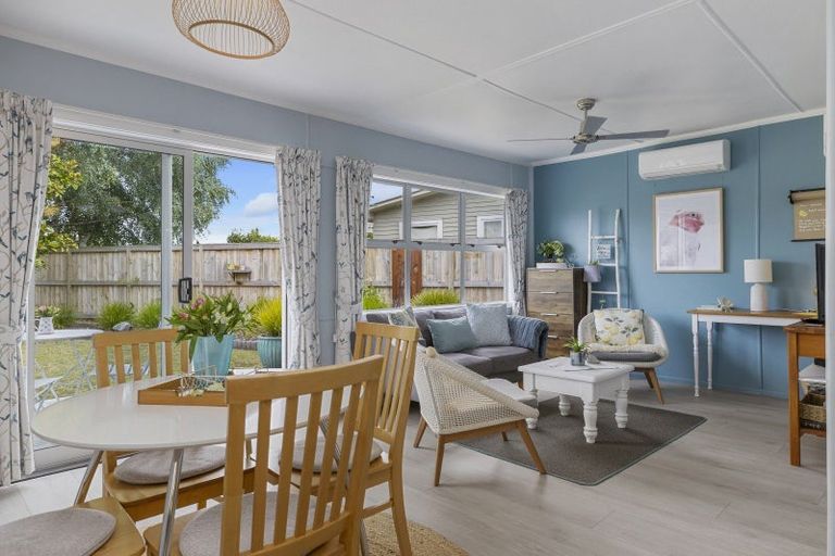 Photo of property in 1/17 Rainbow Drive, Rainbow Point, Taupo, 3330