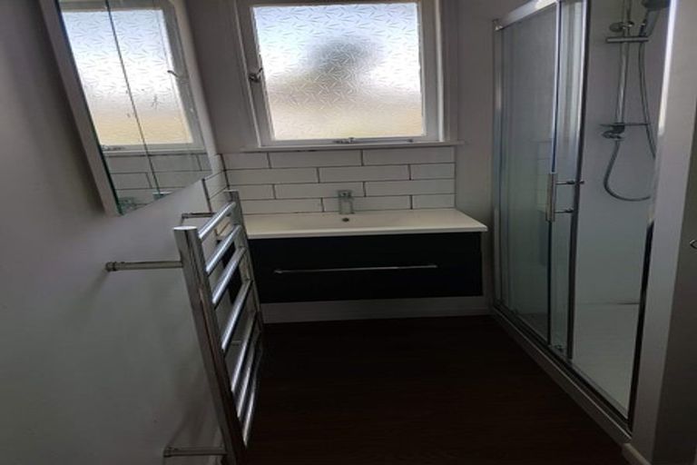 Photo of property in 2/15 Tasman Drive, Opaheke, Papakura, 2113