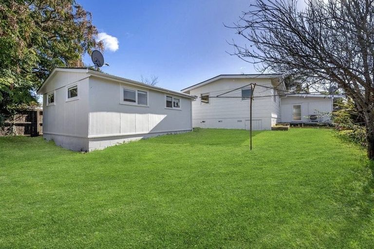 Photo of property in 5 Astor Place, Manurewa, Auckland, 2102