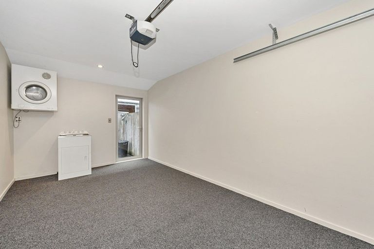 Photo of property in 24b Cameron Road, Hamilton East, Hamilton, 3216