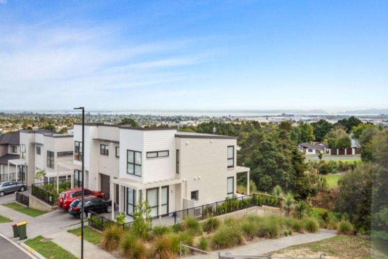 Photo of property in 24 Matairangi Avenue, Totara Heights, Auckland, 2105