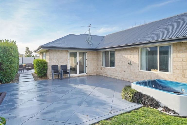Photo of property in 151 Courtenay Drive, Kaiapoi, 7630