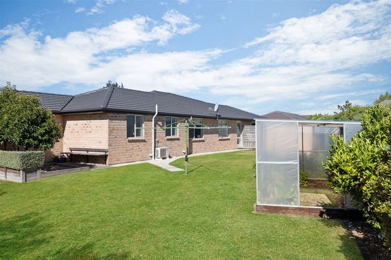 Photo of property in 37 Campion Place, Rolleston, 7614