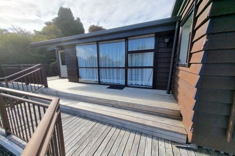 Photo of property in 35b Grand Vue Road, Kawaha Point, Rotorua, 3010