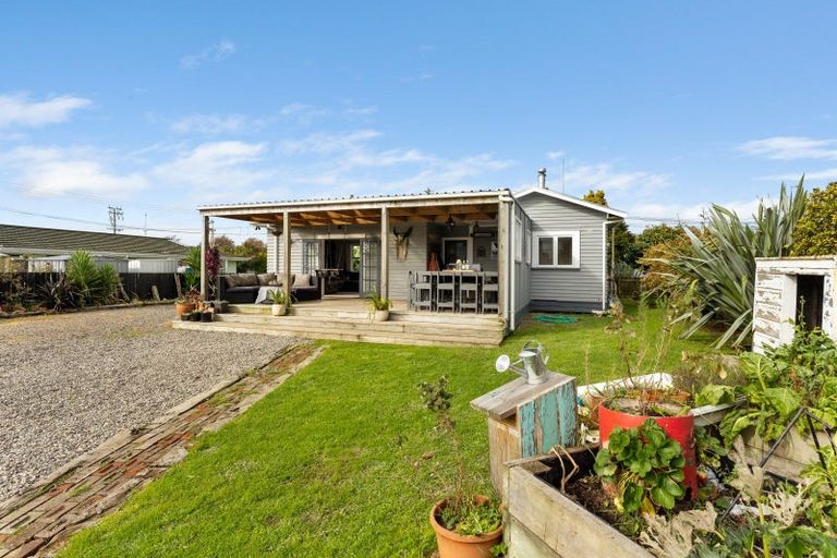 Photo of property in 16 Julia Street, Pahiatua, 4910