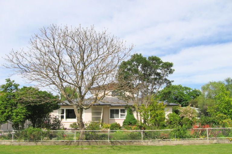 Photo of property in 106 Oak Street, Mangapapa, Gisborne, 4010
