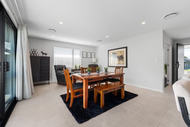 Photo of property in 2 Atea Place, Hawera, 4610