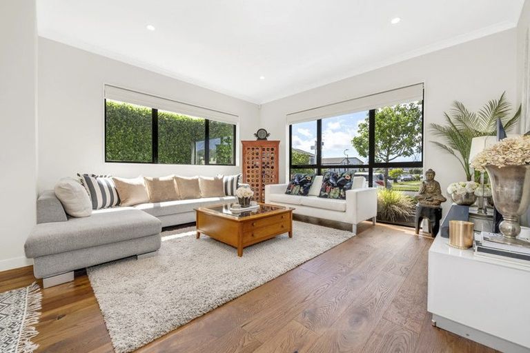 Photo of property in 8 Lavey Road, Flat Bush, Auckland, 2019