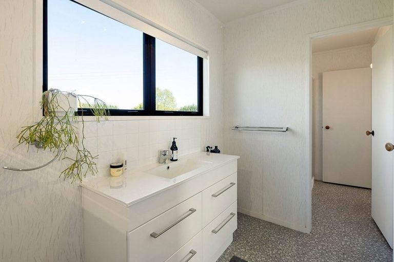 Photo of property in 166 Racecourse Road, Cambridge, 3493