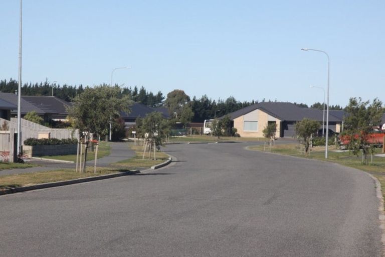 Photo of property in 29 Kingfisher Avenue, Amberley, 7410