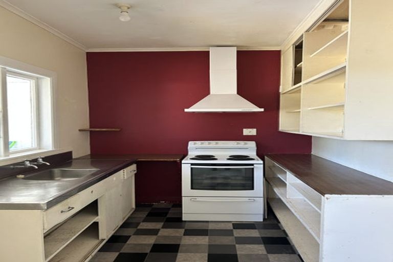 Photo of property in 13 Havelock Street, Mornington, Wellington, 6021