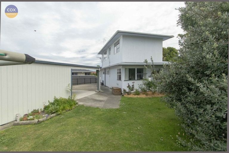 Photo of property in 17 Robinson Crescent, Tamatea, Napier, 4112