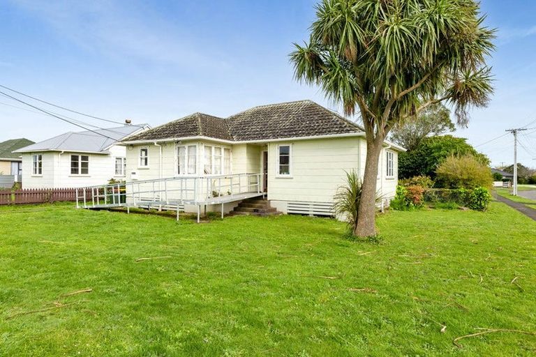 Photo of property in 89 Argyle Street, Hawera, 4610