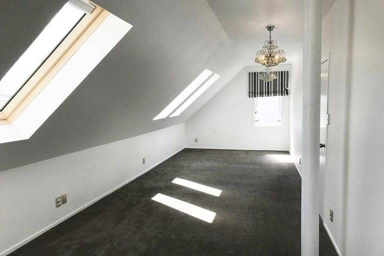 Photo of property in 23 Selwyn Terrace, Thorndon, Wellington, 6011