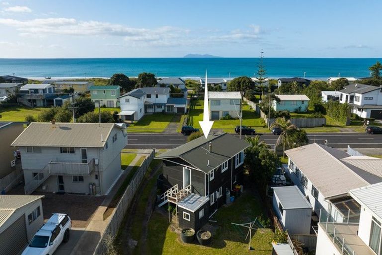 Photo of property in 262 Seaforth Road, Waihi Beach, 3611