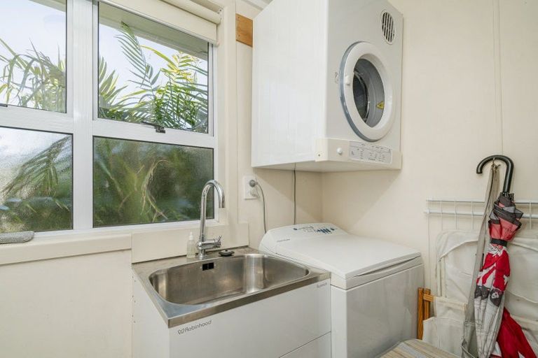 Photo of property in 14 School Road, Whitianga, 3510