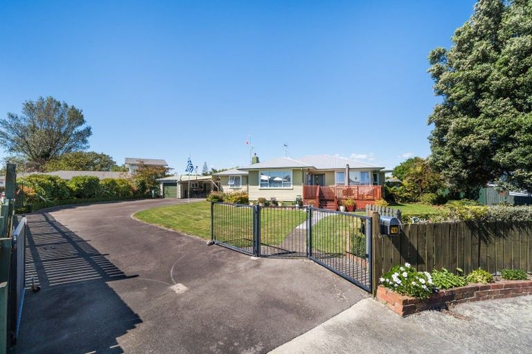 Photo of property in 18 Belvedere Crescent, Takaro, Palmerston North, 4412
