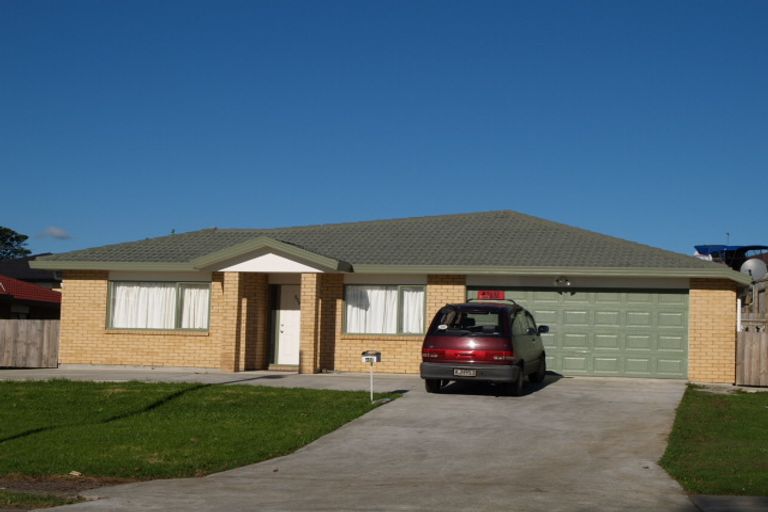 Photo of property in 564 Massey Road, Mangere, Auckland, 2022