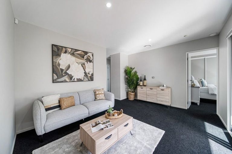 Photo of property in 73 Dynes Road, Rolleston, 7615