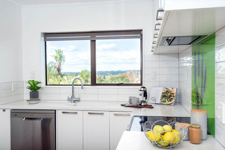 Photo of property in 170 Sturges Road, Henderson, Auckland, 0612