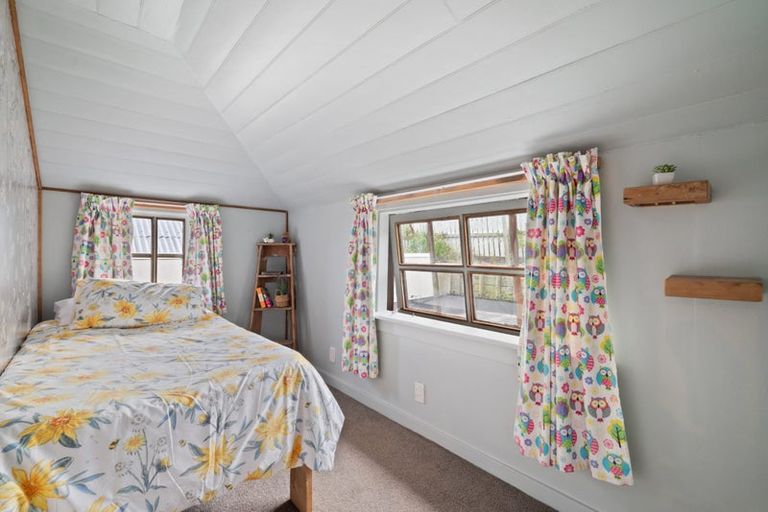 Photo of property in 2a Ripon Street, Lyttelton, 8082