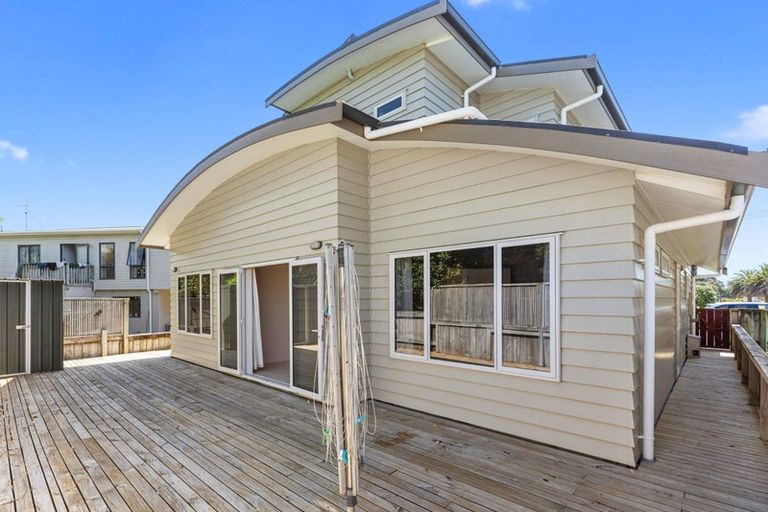 Photo of property in 10 Karewa Parade, Papamoa Beach, Papamoa, 3118