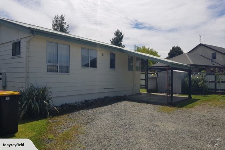 Photo of property in 12b Blairs Place, Te Anau, 9600