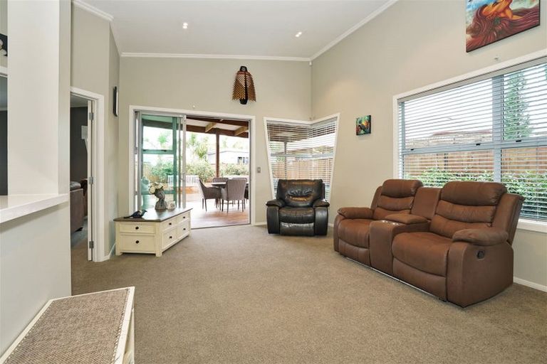 Photo of property in 14 Miers Glade, Rototuna North, Hamilton, 3210