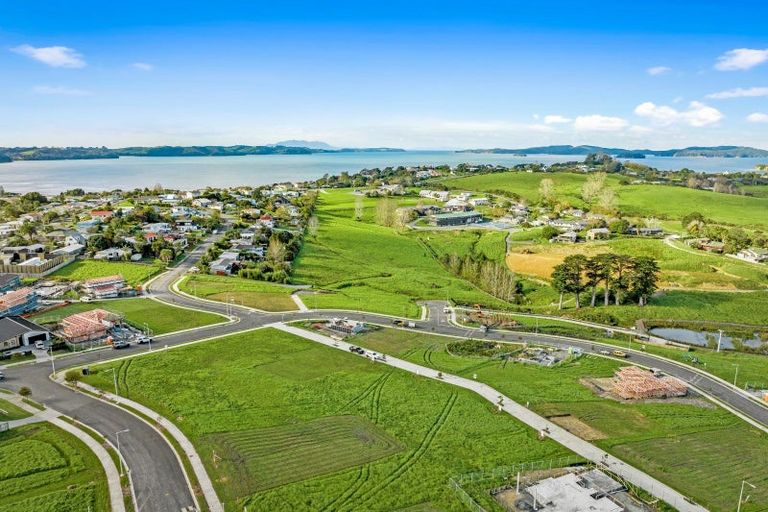 Photo of property in 8 Torokaha Lane, Snells Beach, 0920