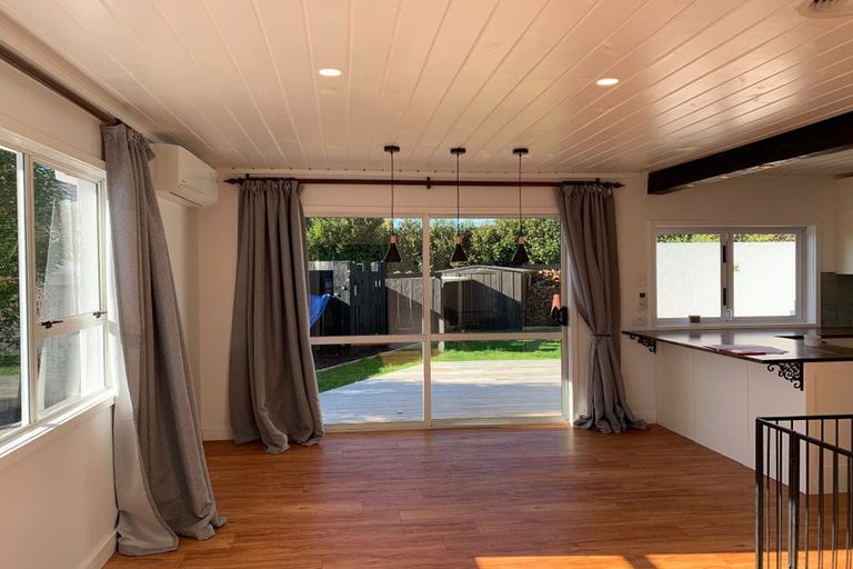 Photo of property in 31 Wesley Avenue, Frankleigh Park, New Plymouth, 4310