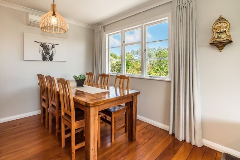 Photo of property in 118 Raumati Road, Raumati Beach, Paraparaumu, 5032