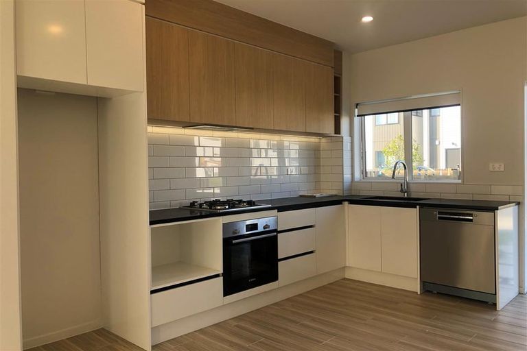 Photo of property in 55 Opoka Street, Papakura, 2110