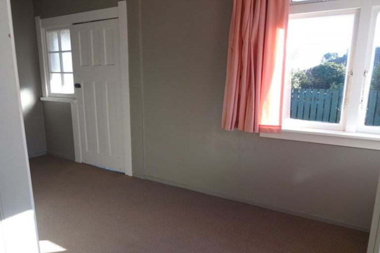 Photo of property in 81 Queen Street, Westport, 7825