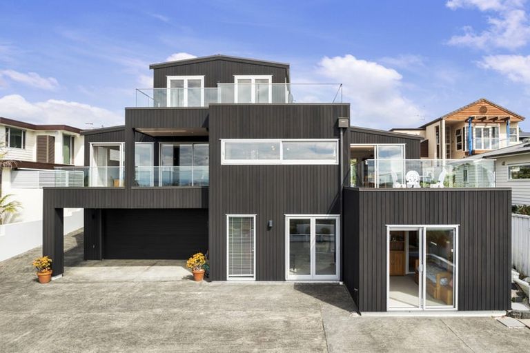Photo of property in 24 Beach Road, Castor Bay, Auckland, 0620